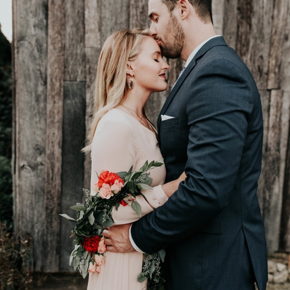 Meet your Posher, Kate - Picture 7 of 8